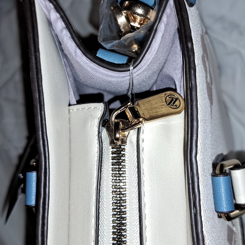 Adrienne Vittadini bag with detachable bag & wallet, & crossbody strap - Picture 16 of 16